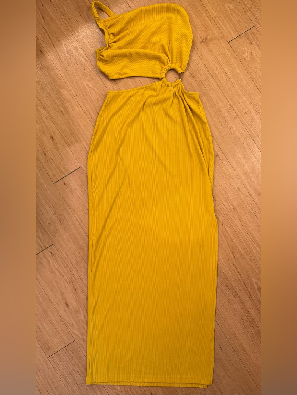 One-Shoulder Yellow Dress with Ring Cutout